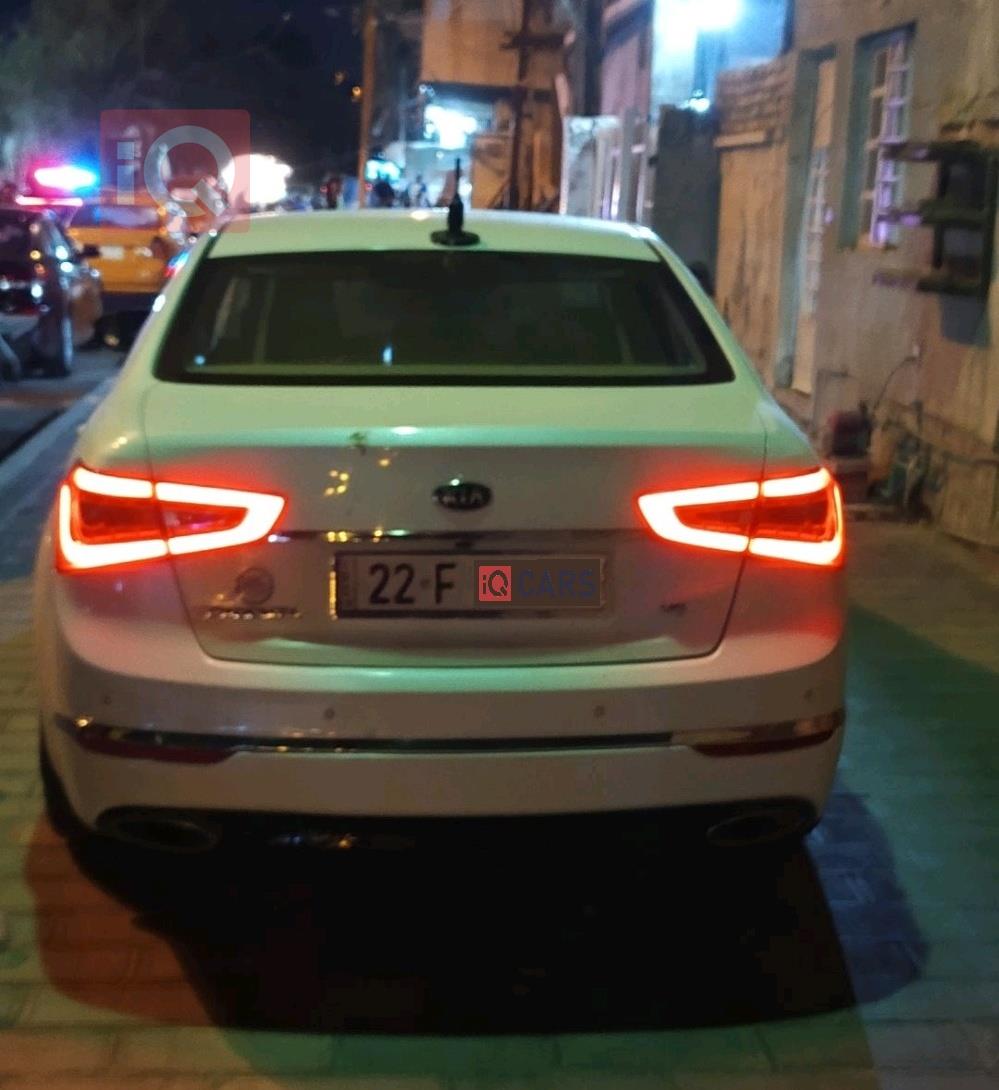 Kia Cadenza